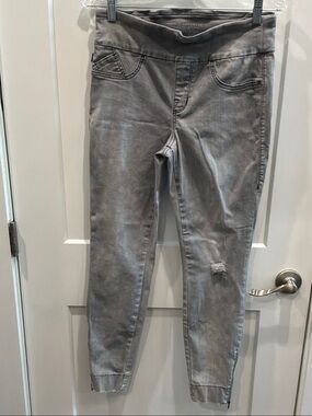 Rock & Republic 10M Gray Black Women's Jeggings Subtle Distress Skinny Stretch